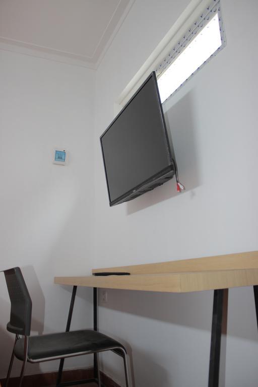 Griya Rintaka Hotel ยอกยาการ์ตา ภายนอก รูปภาพ